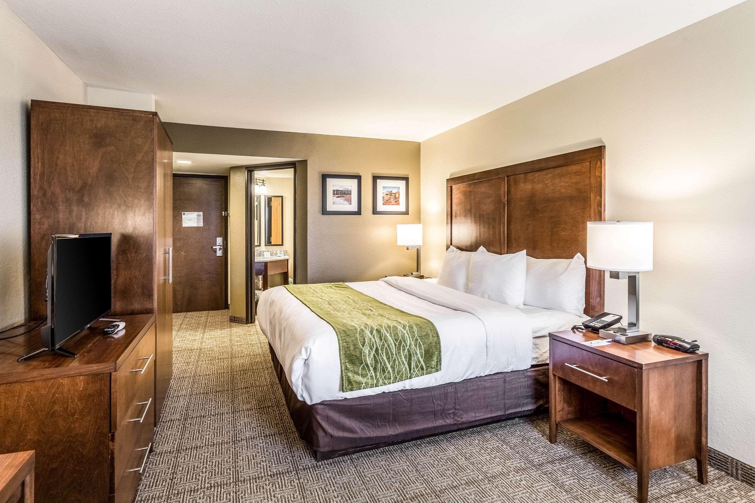 Comfort Inn&Suites Albuquerque Downtown Extérieur photo