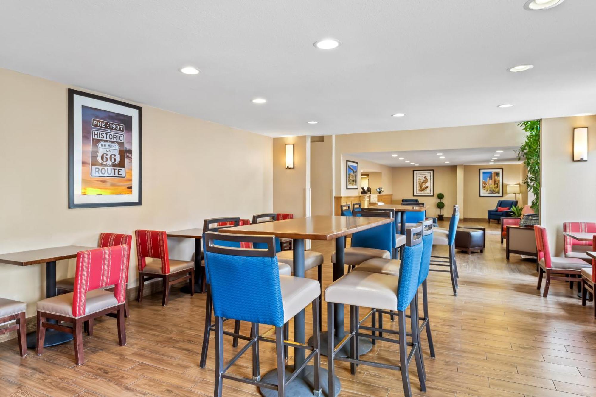Comfort Inn&Suites Albuquerque Downtown Extérieur photo